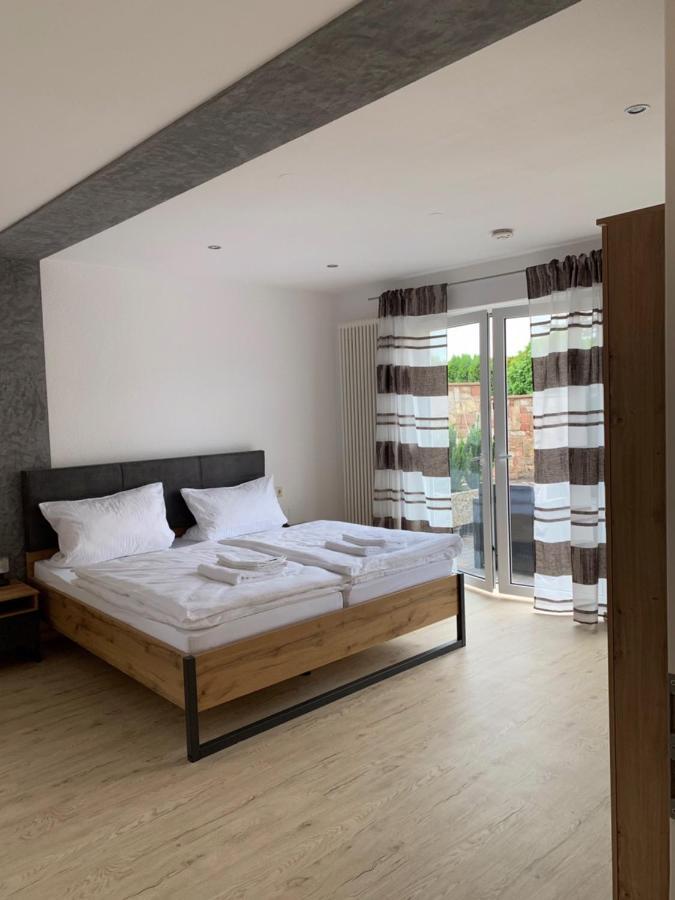 HGH - Hotel Garni Helbig Neustadt an der Weinstraße Exteriör bild